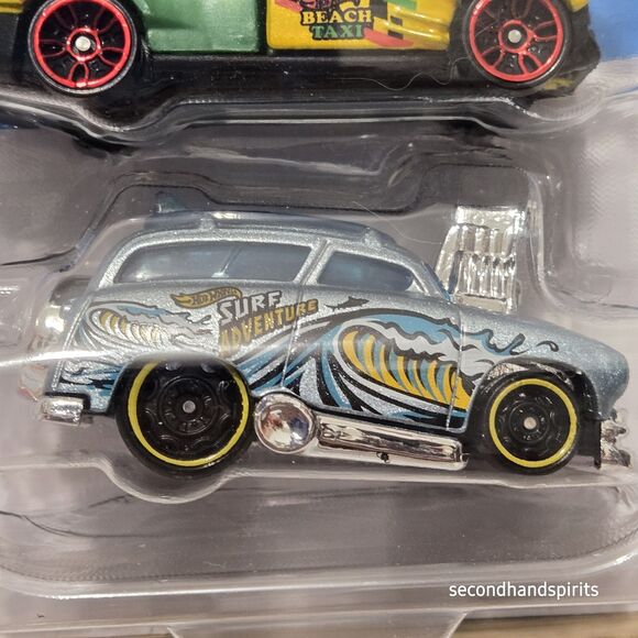 2023 HOT WHEELS Twin Pack Beach Taxi / Surf Adventure HWD00-JA10 - New - Picture 2 of 5